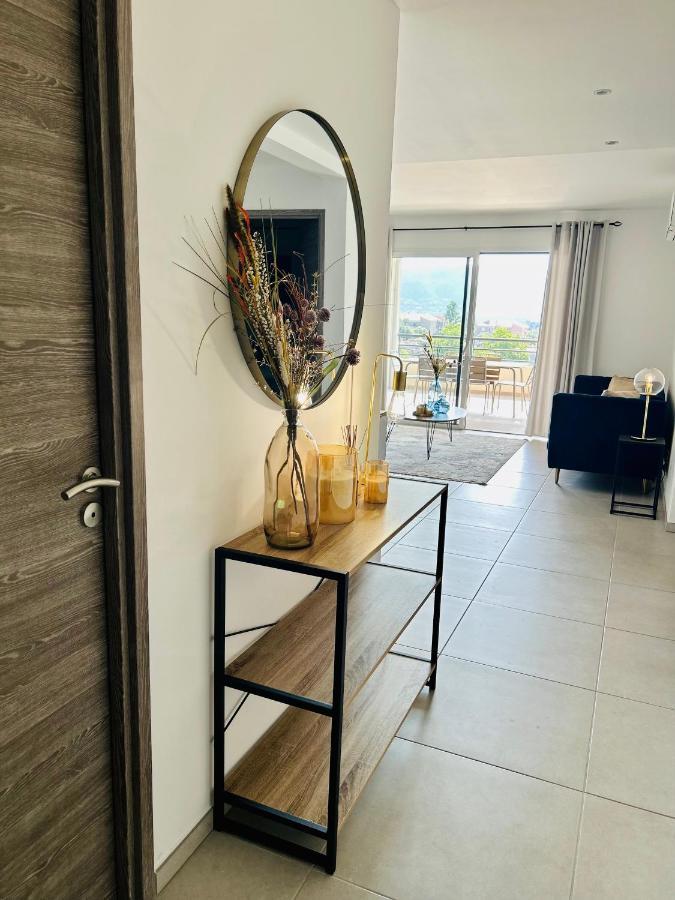 Sognu Di Serena - Superbe Appartement Avec Parking Gratuit Sur Place Porto-Vecchio  Buitenkant foto
